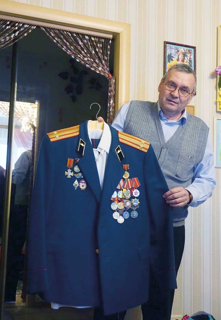 Сергей Каратаев за свою жизнь заслужил немало медалей и орденов, но льготу на оплату коммуналки «заслужить» никак не может.