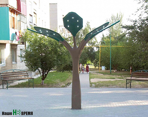 В Усть-Донецке выросло Wi-Fi-дерево.