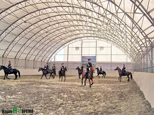 Конный центр будет способствовать возрождению казачьих воинских традиций и сохранению донской породы лошадей.