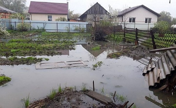 Донские власти определились с первоочередными мерами по решению поднятой жителями Ленинавана проблемы подтоплений их хутора 