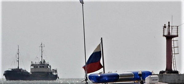 ﻿﻿В морских портах Азов и Таганрог ввели ограничения по режиму ледового плавания