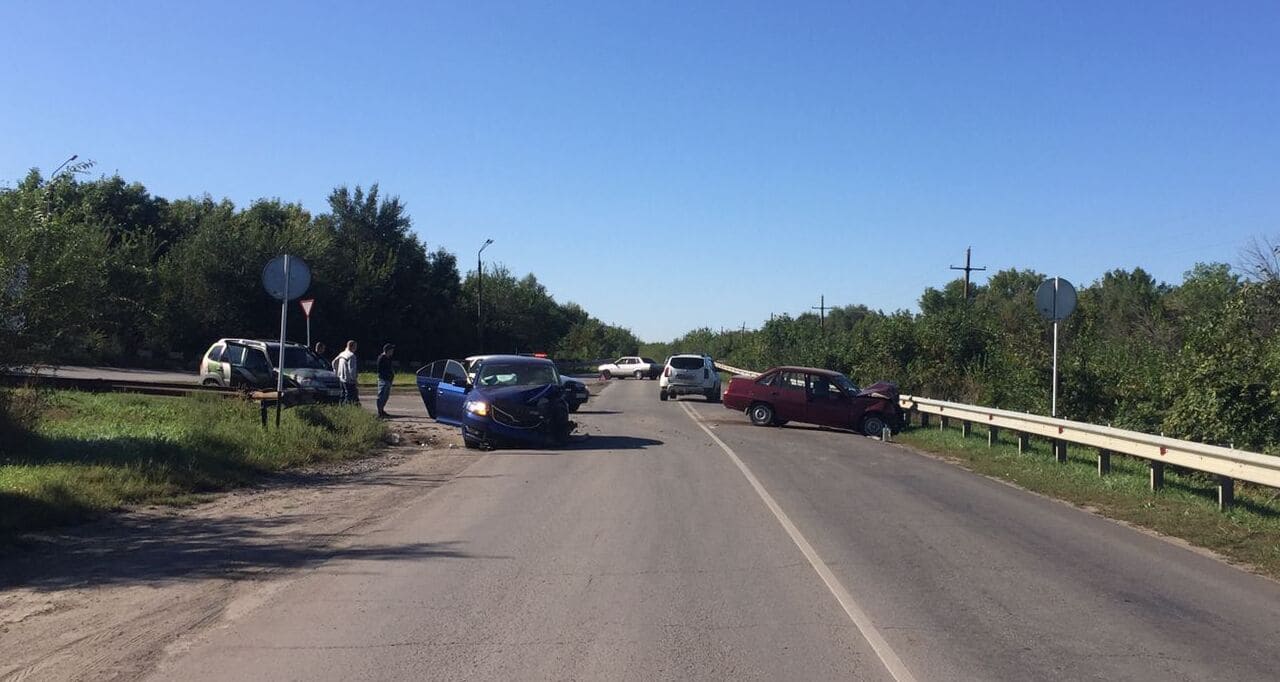 В Каменском районе в аварии пострадали две девочки