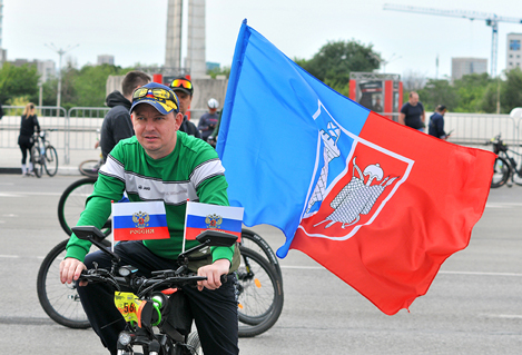 Вчера в Ростове прошел традиционный велосипедный пробег