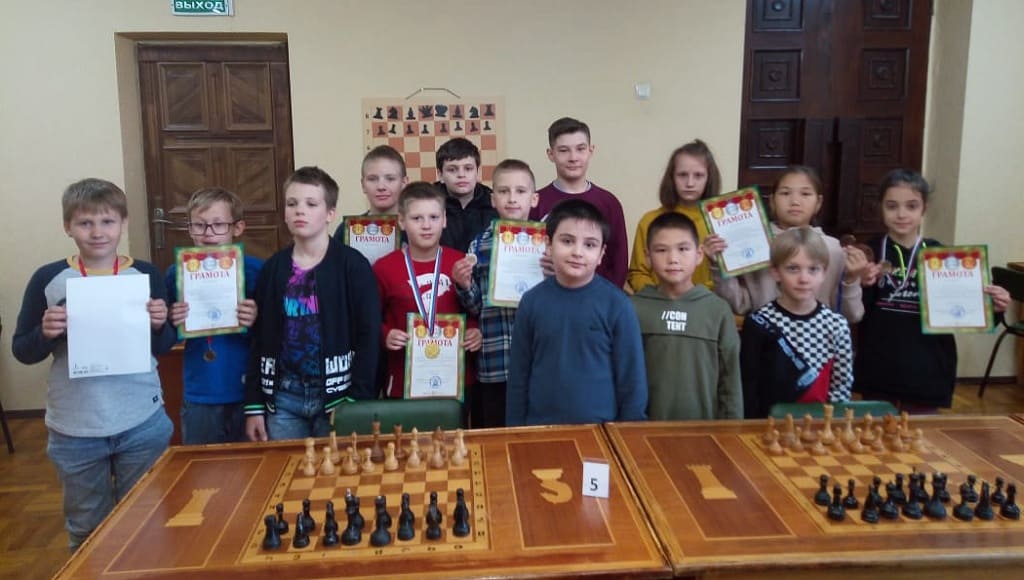 Юные шахматисты начали подготовку к первенству ЮФО