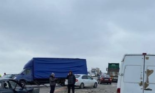 В Неклиновском районе случилось ДТП с участием нескольких машин - Новости, 22.02.2024