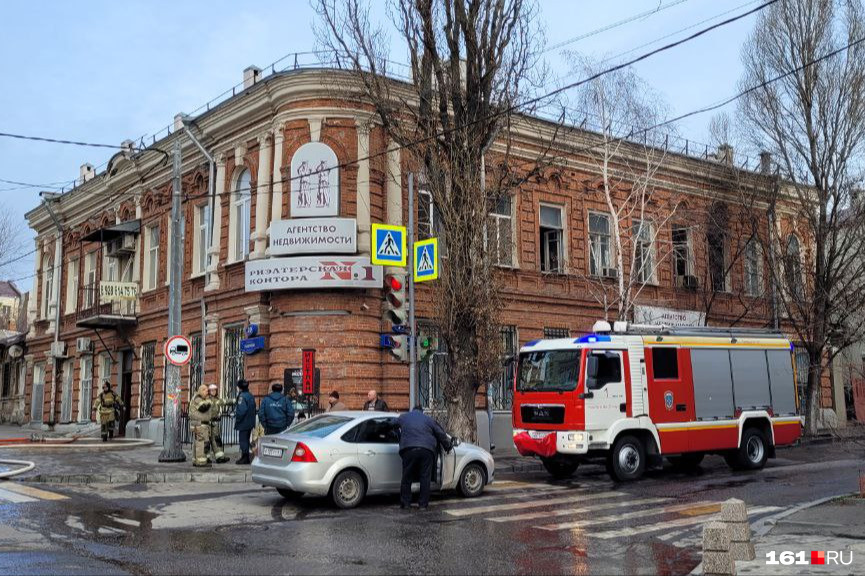 Очередной пожар в центре Ростова. Горел старинный особняк на Тургеневской улице