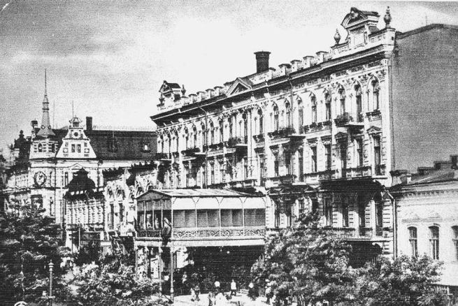 Владелица бывшей ростовской гостиницы «Московская» не отказалась от намерения восстановить здание