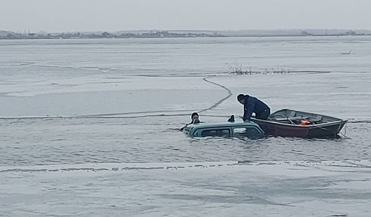 В Веселовском водохранилище утонул мужчина