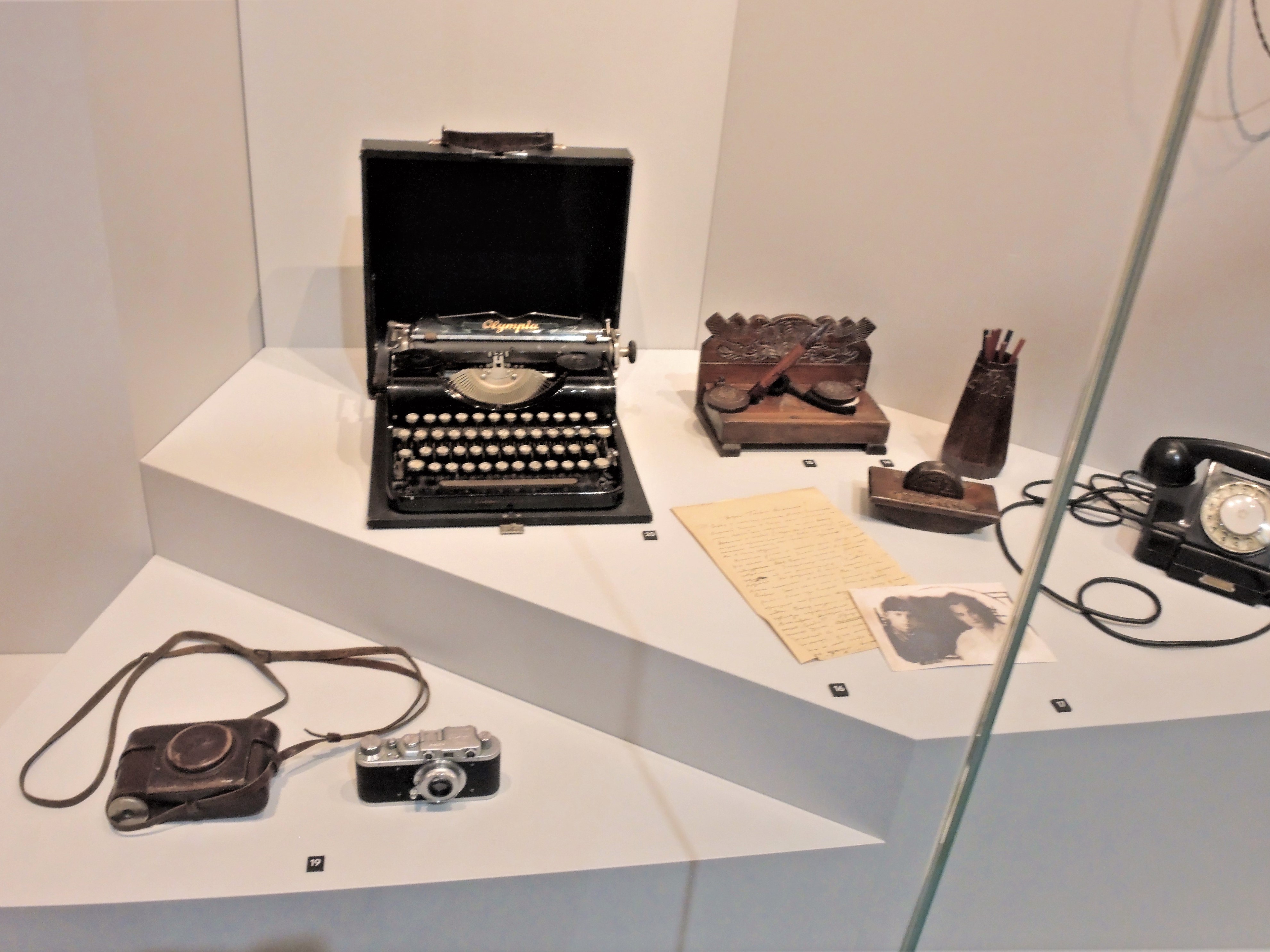 С лейкой и блокнотом:о журналистах на войне... - Новости, 23.03.2026