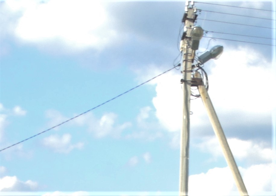 В Морозовском районе к запланированным отключениям электроэнергии добавились форс-мажорные