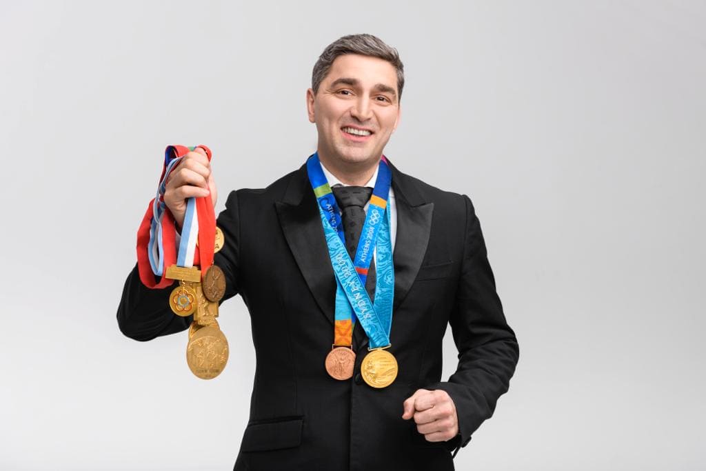 Самургашев вошел в топ-10 олимпийских чемпионов по борьбе