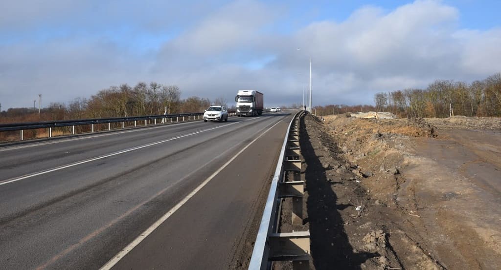 В районе станицы Кировской завершена реконструкция моста на трассе «Ростов - Ставрополь»
