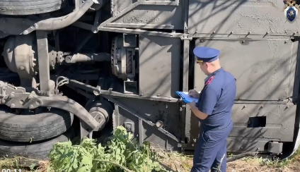 В результате опрокидывания автобуса пострадали люди - Новости, 22.08.2026