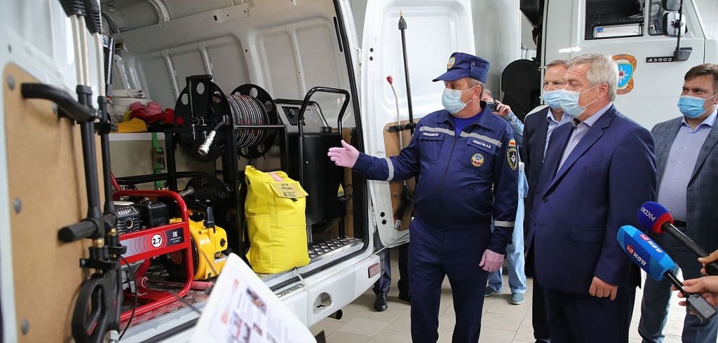 Областные спасатели получили 20 автомобилей для дезинфекции