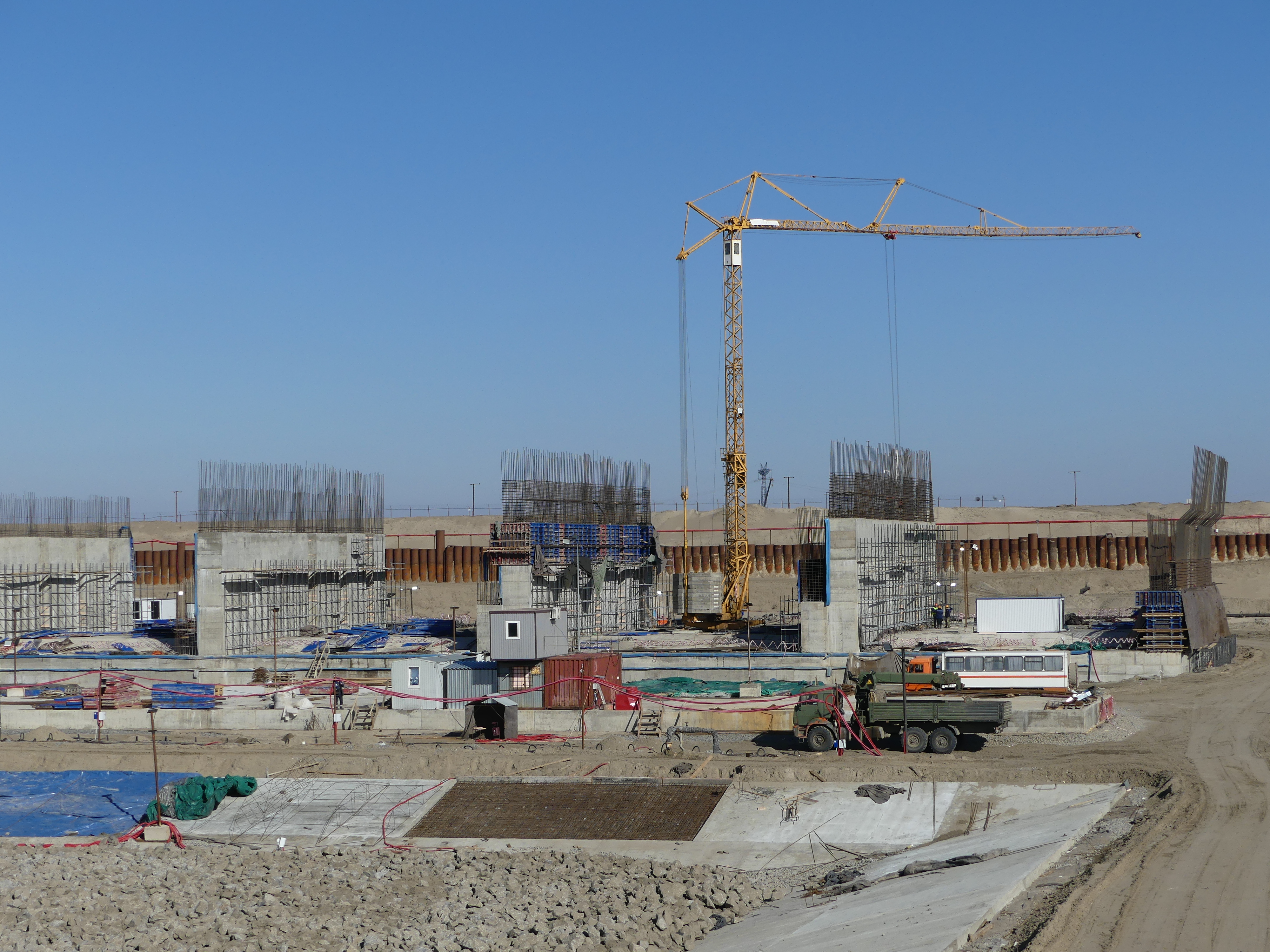 Численность персонала на строительстве Багаевского гидроузла значительно увеличили