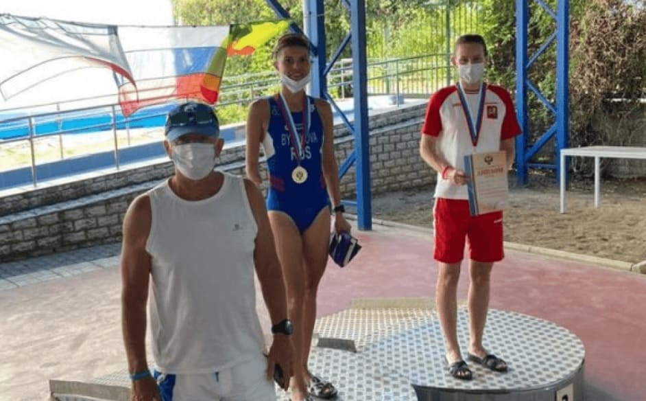 Донская спортсменка выиграла «золото» крымского триатлона