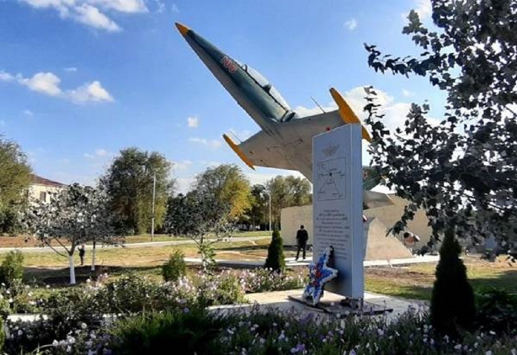 В память о былом братстве по оружию. В Зернограде готовятся открыть памятник  самолету Л-39 «Альбатрос»