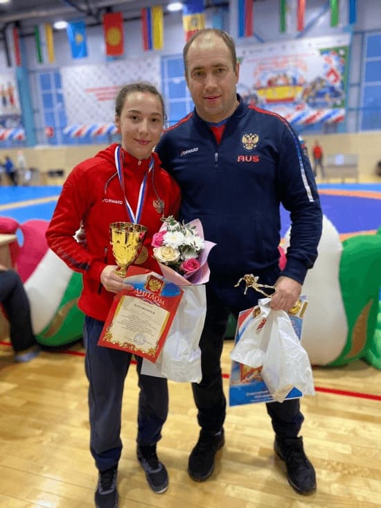 Донская спортсменка выиграла всероссийские соревнования по борьбе