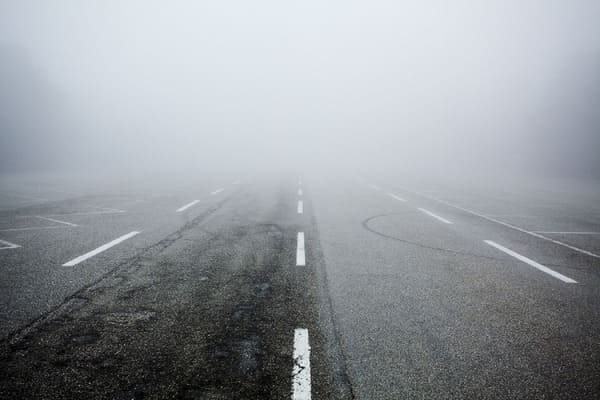 Туман на дорогах Ростовской области продержится еще пару часов