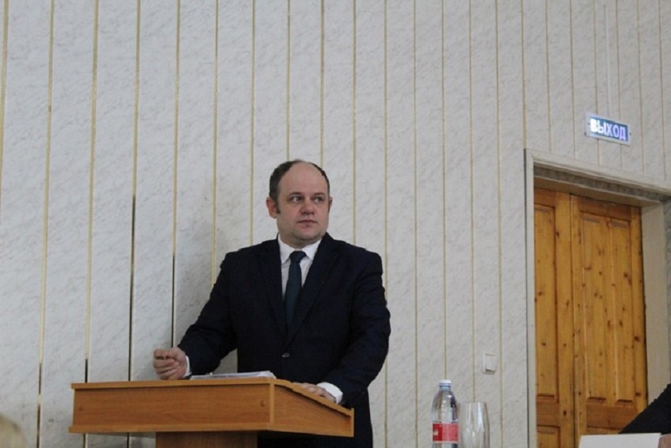 Собрание депутатов Красного Сулина приняло отставку градоначальника