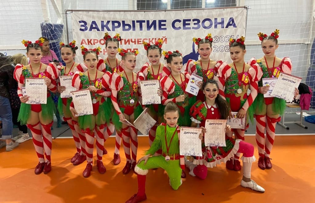 В Ростове прошли заключительные состязания сезона по акробатическому рок-н-роллу