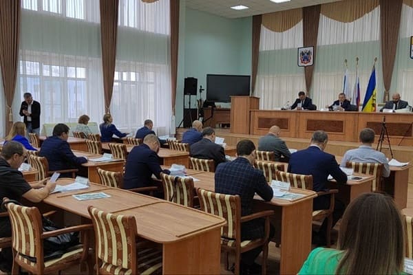 Депутаты Новочеркасска отказались заменять участки многодетным на сертификаты
