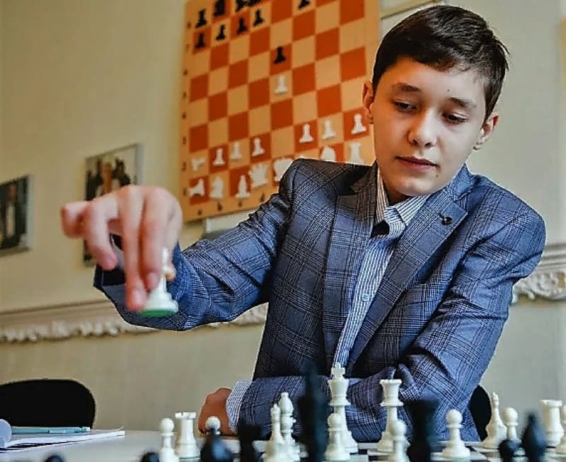 Гроссмейстеру из Новочеркасска Андрею Есипенко покорился новый рубеж