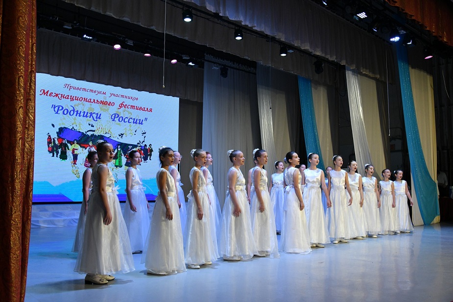 При поддержке Ростовской АЭС в Волгодонске прошел Межнациональный фестиваль «Родники России»