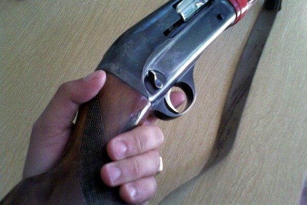 В Обливском районе задержан житель, стрелявший по подросткам из пневматики - Новости, 29.08.2025