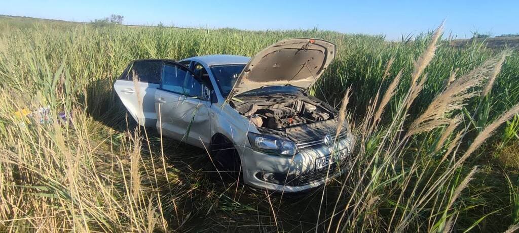 В Цимлянском районе вылетел за пределы трассы и опрокинулся автомобиль: погиб младенец