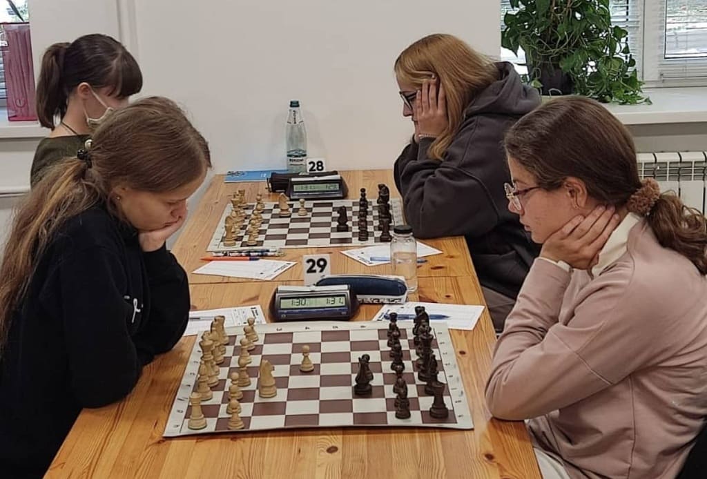 Зимовниковские шахматистки отличились на первенстве Ростовской области