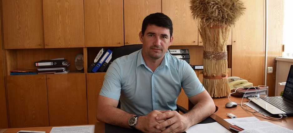 Главой Зерноградского района утвержден Дмитрий Репка - Новости, 21.06.2025