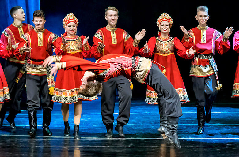 Донские танцоры по-казачьи прошлись до победы на фестивале «Территория жеста»