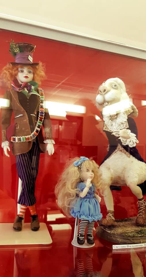 На Дону продолжаются выставки кукол