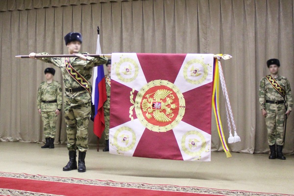 Воинские части Южного округа Росгвардии получили знамена нового образца