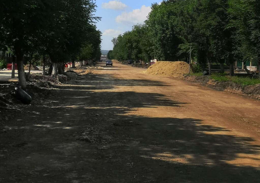 В Новошахтинске продолжается масштабная реконструкция
