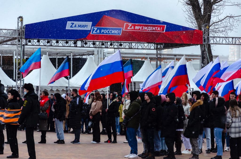 4 ноября 2014. С праздником Крымской весны.