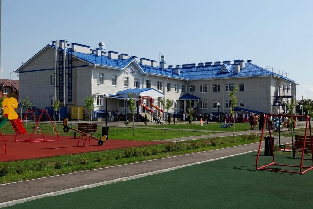 В Мясниковском районе открыли два детских сада