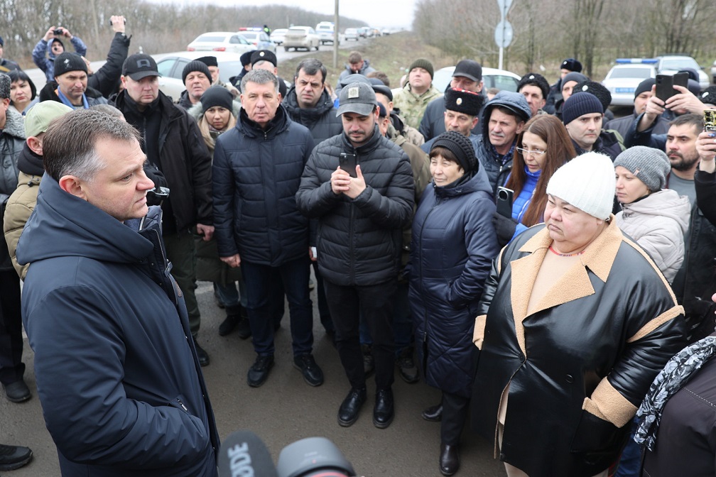 Слюсарь Семикаракорск 1 — копия.jpg Слюсарь Семикаракорск 1 — копия.jpg