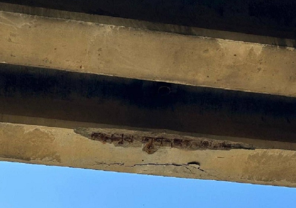 Мост Батайск трещина 3.jpg Мост Батайск трещина 3.jpg