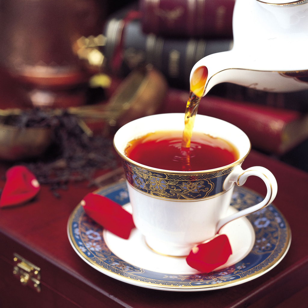 mood-imagepouring_tea.jpg mood-imagepouring_tea.jpg