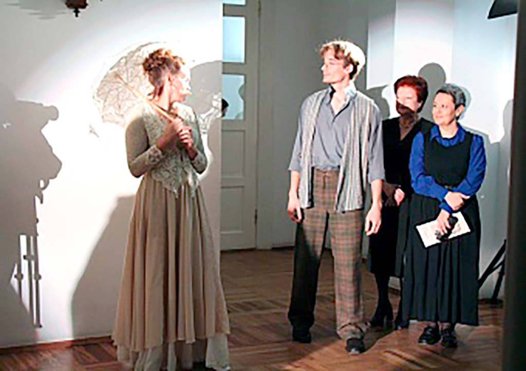 Елена-и-Войницкий.jpg Елена-и-Войницкий.jpg