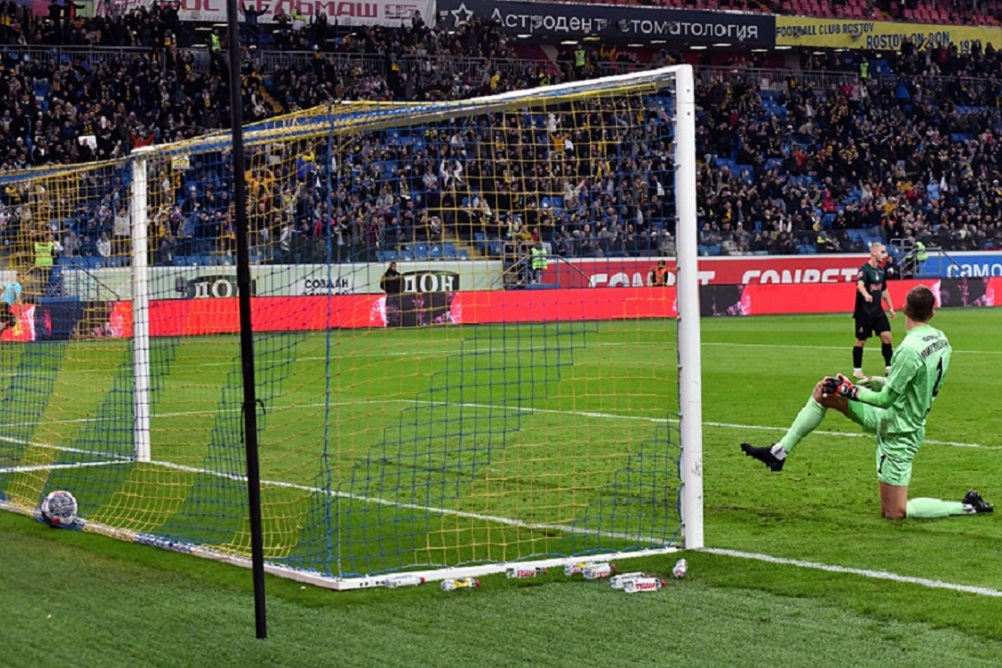 Росто Локо решающий пенальти.jpg Росто Локо решающий пенальти.jpg