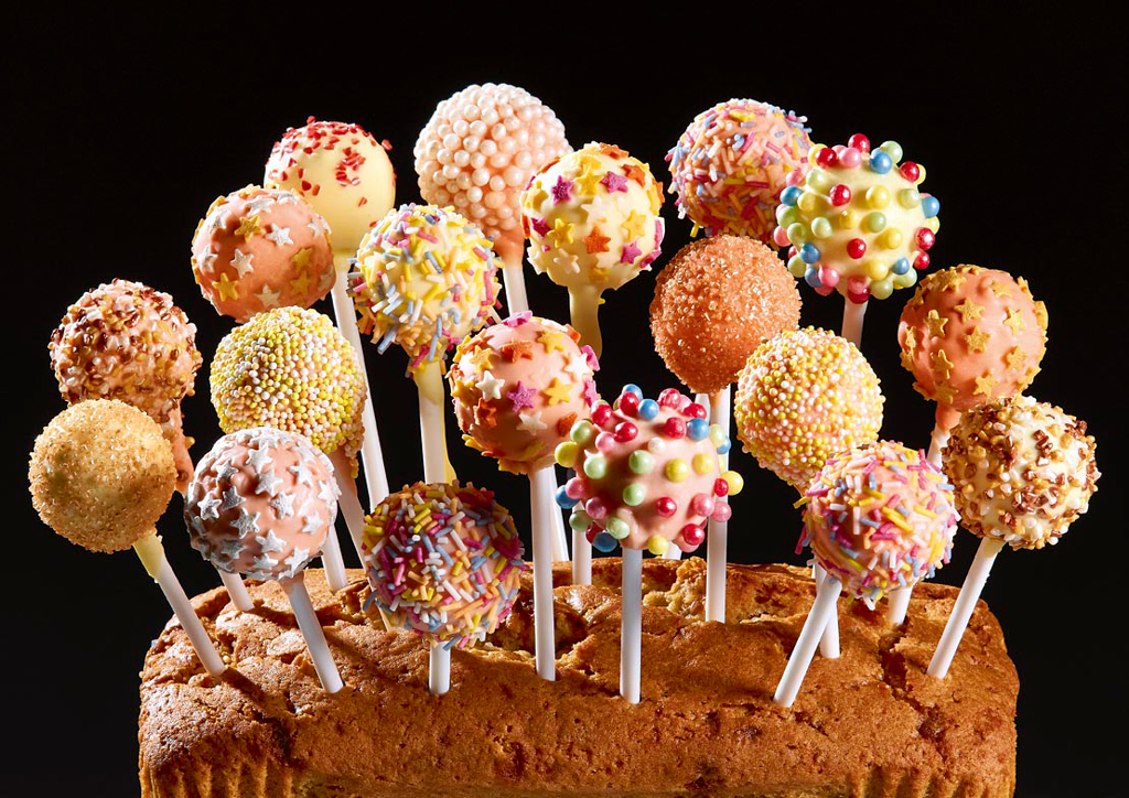 toffeecakepops14.jpg toffeecakepops14.jpg