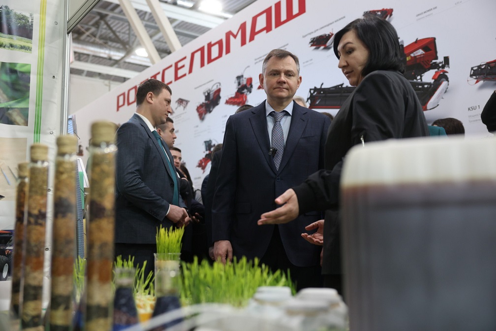 Форум 1.jpg Форум 1.jpg