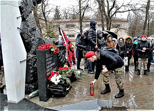 Акция «Свеча памяти» прошла в Зернограде
