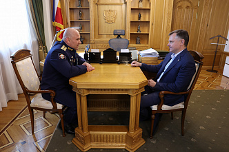 Ю. Слюсарь стал наставником участника президентской программы «Время героев»