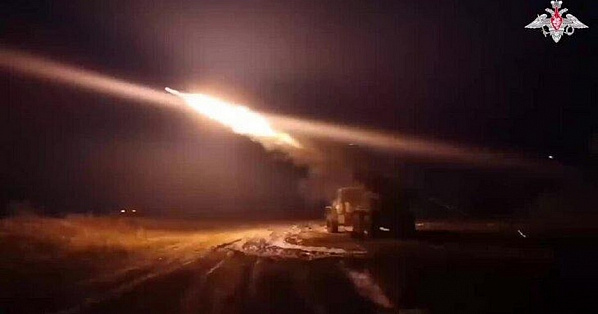 По вражзескому беспилотнику открыт огонь на поражение. Источник фото: Минобороны РФ.