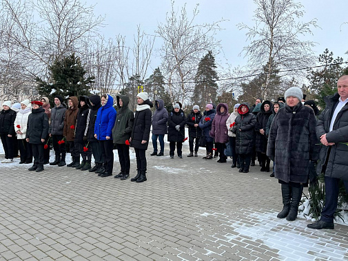 Сегодня в Усть-Донецком районе почти память героев-фронтовиков