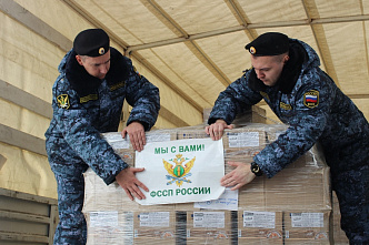 Судебные приставы Дона отвезли в Донбасс более 400 тонн гуманитарного груза
